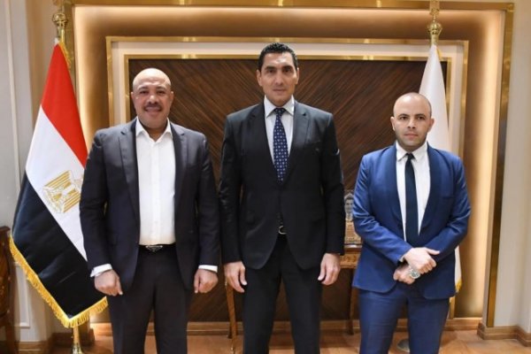 وزير الشباب والرياضة يبحث رعاية الموهوبين مع وليد التايب