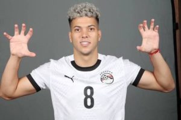 استراحة الشوط الأول .. منتخب الفراعنة يظهر شخصيته ويتقدم بقذيفة إمام